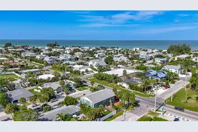 202 Peacock Lane #B, Holmes Beach, FL 34217 - Photo 44