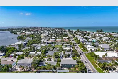 202 Peacock Lane #B, Holmes Beach, FL 34217 - Photo 42