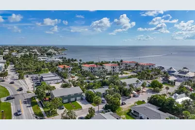 202 Peacock Lane #B, Holmes Beach, FL 34217 - Photo 56