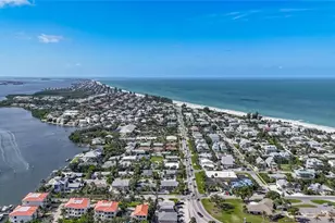 202 Peacock Ln, Holmes Beach, FL 34217 - Photo 50