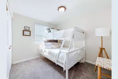 202 Peacock Lane #B, Bradenton Beach, FL 34217 - Photo 16