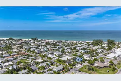 202 Peacock Lane #B, Bradenton Beach, FL 34217 - Photo 46