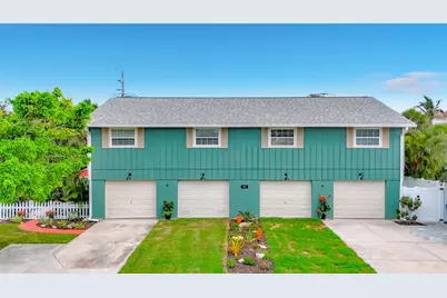 202 Peacock Lane #B, Holmes Beach, FL 34217 - Photo 38