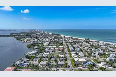202 Peacock Lane #B, Holmes Beach, FL 34217 - Photo 50