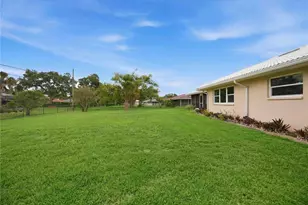119 Van Dyck Dr, Nokomis, FL 34275 - Photo 50