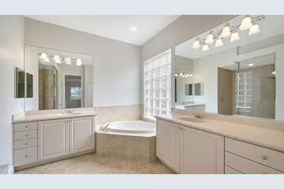 7244 Orchid Island Place, Lakewood Ranch, FL 34202 - Photo 18