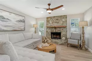 734 Birdsong Ln, Sarasota, FL 34242 - Photo 22