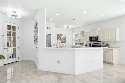 4316 Callista Lane, Sarasota, FL 34243 - Photo 10