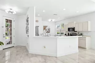 4316 Callista Ln, Sarasota, FL 34243 - Photo 10