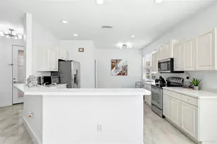 4316 Callista Ln, Sarasota, FL 34243 - Photo 10