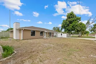2818 Olympic St, Sarasota, FL 34231 - Photo 38