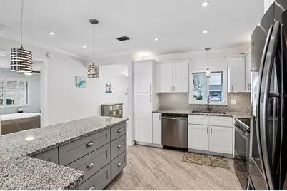 2731 Riverbluff Way #V76, Sarasota, FL 34231 - Photo 8