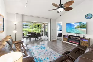 4136 Bowling Green Cir, Sarasota, FL 34233 - Photo 24