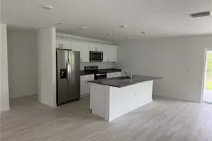 2643 Orchard Cir, North Port, FL 34288 - Photo 2