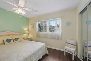 390 301 Blvd W, Bradenton, FL 34205 - Photo 14