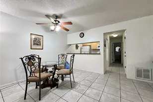 3610 59th Ave W, Bradenton, FL 34210 - Photo 12