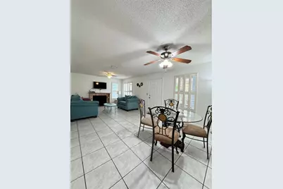 3610 59th Avenue W #3610, Bradenton, FL 34210 - Photo 6