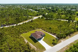 12233 Wagner Ln, Port Charlotte, FL 33981 - Photo 40