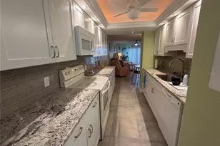 204 3rd St W, Bradenton, FL 34205 - Photo 4