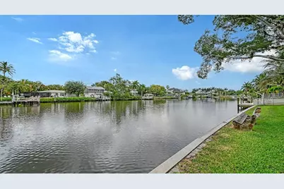 2103 Lusitania Drive, Sarasota, FL 34231 - Photo 38