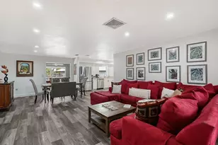2103 Lusitania Dr, Sarasota, FL 34231 - Photo 8