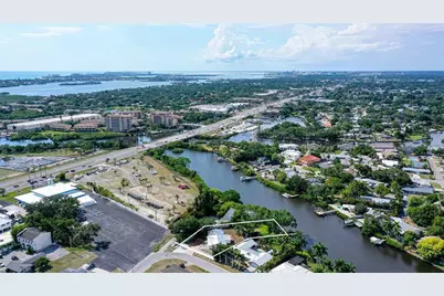 2103 Lusitania Drive, Sarasota, FL 34231 - Photo 44