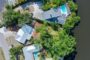 2103 Lusitania Dr, Sarasota, FL 34231 - Photo 44