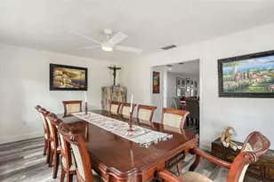 2103 Lusitania Dr, Sarasota, FL 34231 - Photo 22