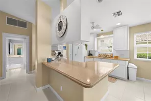 5793 Ithaca Way, Sarasota, FL 34238 - Photo 14