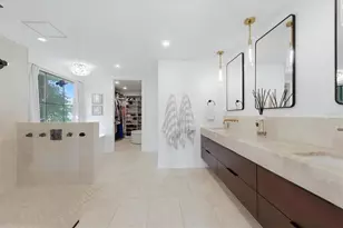 465 E Royal Flamingo Dr, Sarasota, FL 34236 - Photo 40