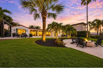 465 E Royal Flamingo Drive, Sarasota, FL 34236 - Photo 16