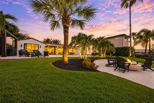 465 E Royal Flamingo Dr, Sarasota, FL 34236 - Photo 16