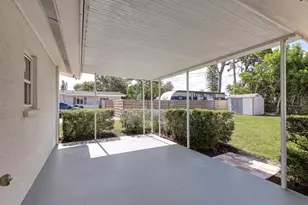 5605 9th Ave Dr W, Bradenton, FL 34209 - Photo 20