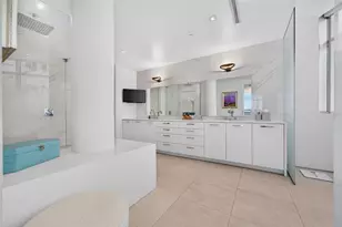 280 Golden Gate Point, Sarasota, FL 34236 - Photo 48