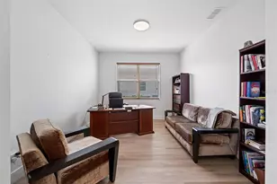 1595 Pinyon Pine Dr, Sarasota, FL 34240 - Photo 22