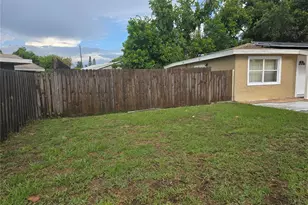 2913 McIntosh Rd, Sarasota, FL 34232 - Photo 4