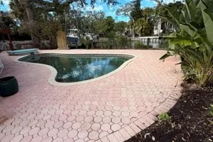605 Lotus Ln, Sarasota, FL 34242 - Photo 18