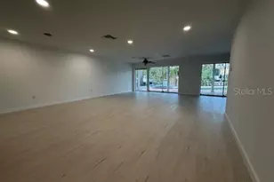 605 Lotus Ln, Sarasota, FL 34242 - Photo 6