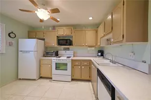 3860 Ironwood Ln, Bradenton, FL 34209 - Photo 4