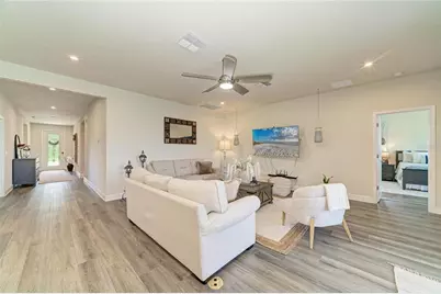 6421 114th Avenue E, Parrish, FL 34219 - Photo 14