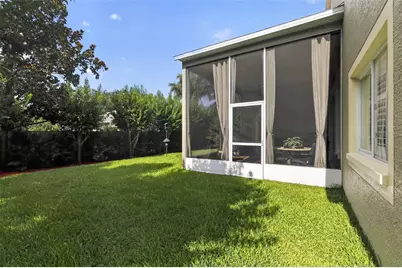 11717 Derbyshire Drive, Tampa, FL 33626 - Photo 4
