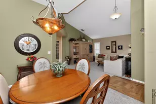 11717 Derbyshire Dr, Tampa, FL 33626 - Photo 10