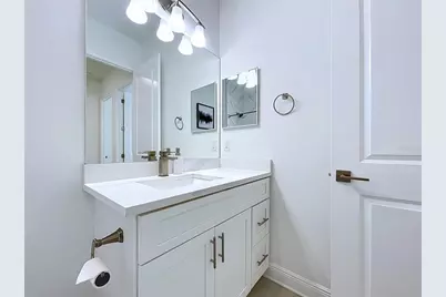 3702 W Roland Street #3, Tampa, FL 33609 - Photo 8