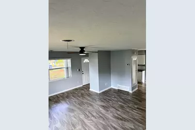 1408 37th Street Court W, Bradenton, FL 34205 - Photo 2
