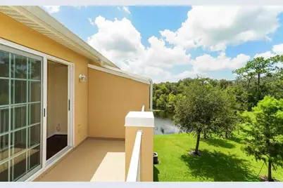 7339 Black Walnut Way, Lakewood Ranch, FL 34202 - Photo 12