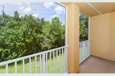 7339 Black Walnut Way, Lakewood Ranch, FL 34202 - Photo 10