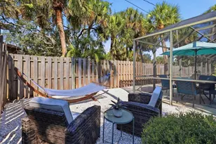 5128 Oxford Dr, Sarasota, FL 34242 - Photo 44
