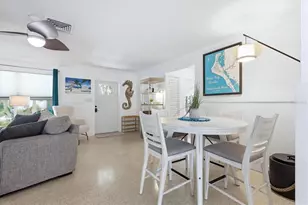 5128 Oxford Dr, Sarasota, FL 34242 - Photo 12