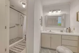 1975 Gulf of Mexico Dr, Longboat Key, FL 34228 - Photo 28