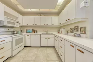 1975 Gulf of Mexico Dr, Longboat Key, FL 34228 - Photo 8